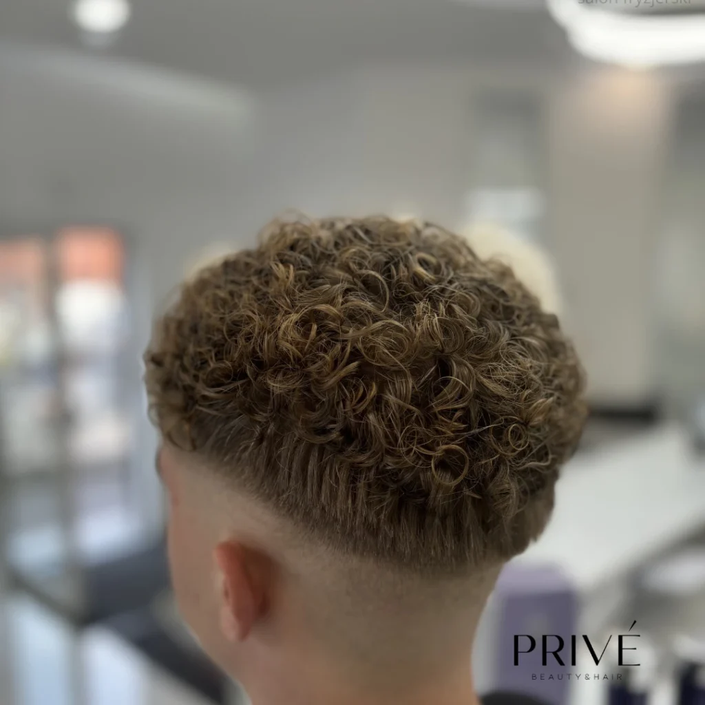 Trwała ondulacja – trwała ondulacja męska w PRIVE Beauty & Hair Gdańsk