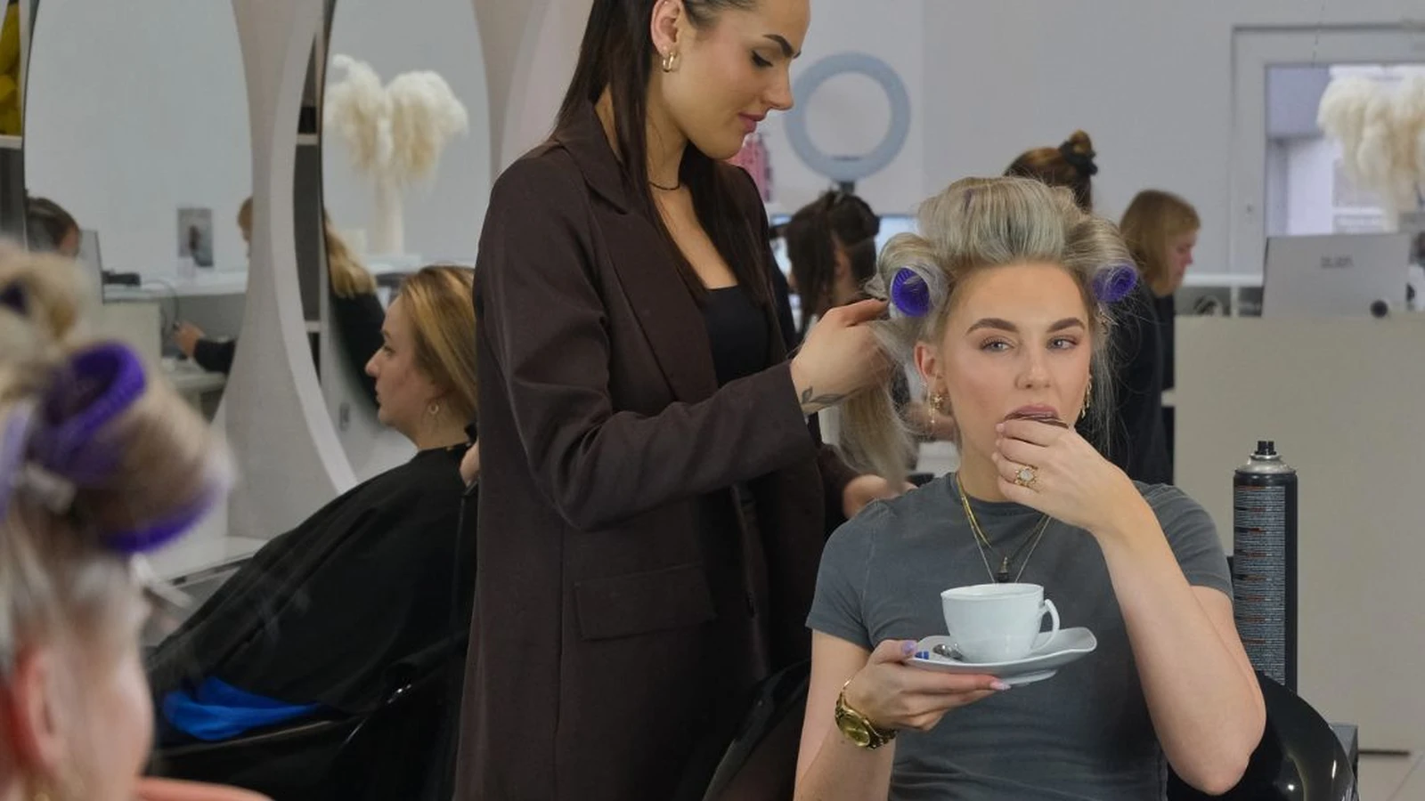 Stylizacja włosów po rekonstrukcji w PRIVE Beauty & Hair Gdańsk